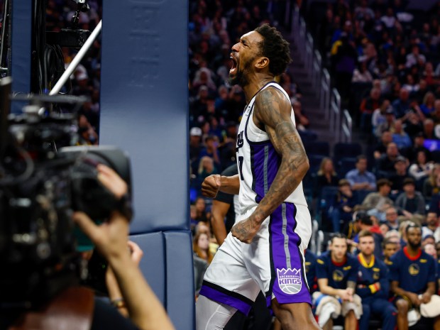 Sacramento Kings' Malik Monk (0) celebrates his dunk against the Golden State Warriors in the third quarter at the Chase Center in San Francisco, Calif., on Sunday, Jan. 5, 2025. (Nhat V. Meyer/Bay Area News Group)