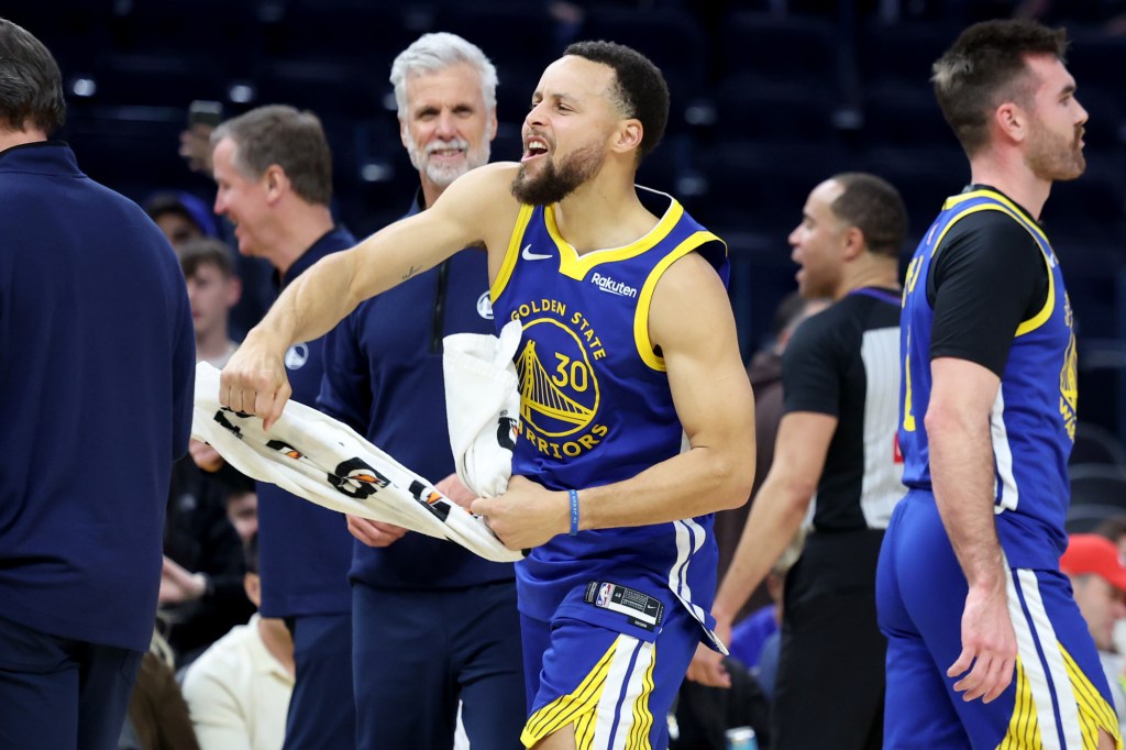 Warriors-Trail Blazers sets a single-game 3-point record