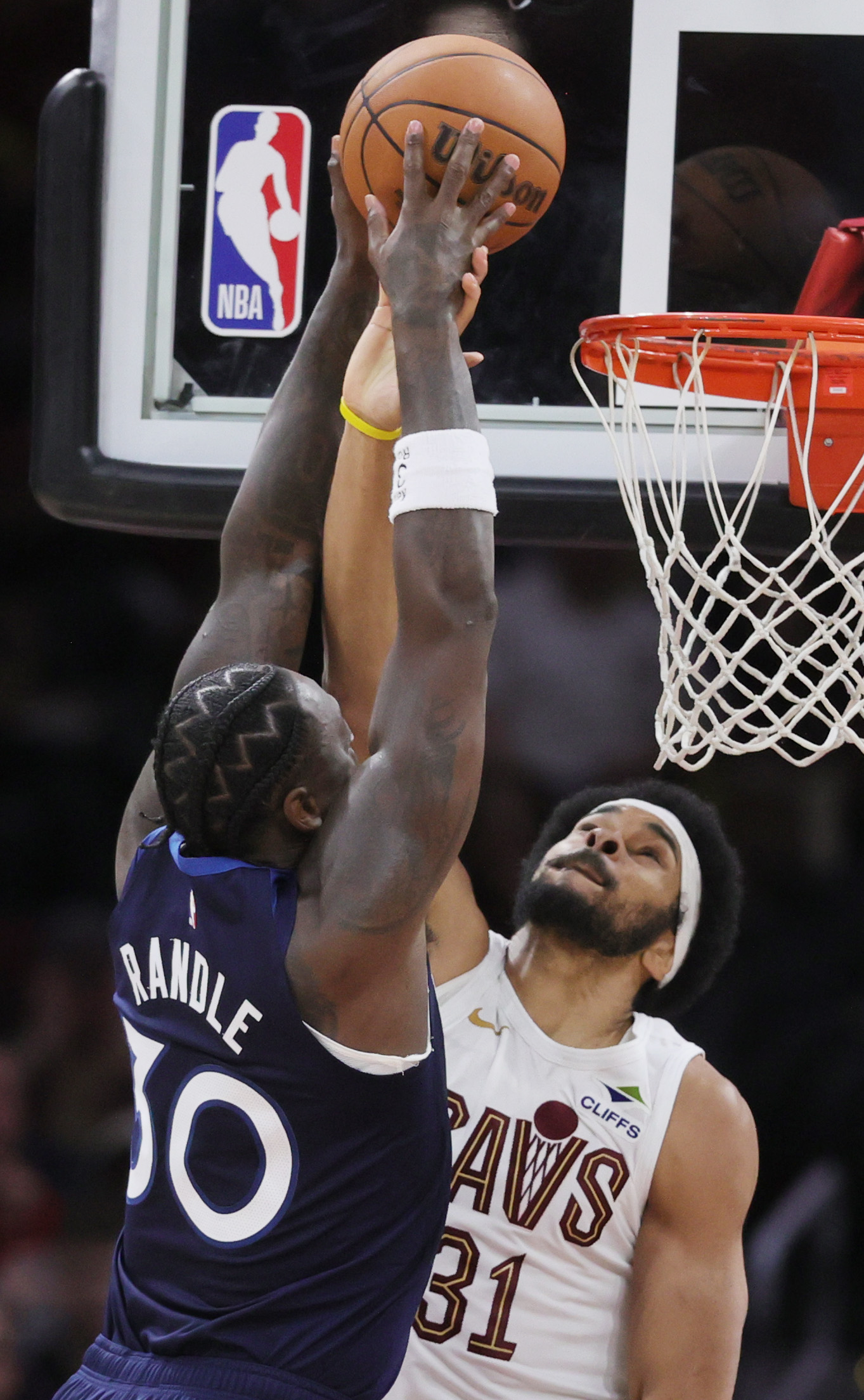 Cleveland Cavaliers center Jarrett Allen (31) blocks the dunk attempt by Minnesota Timberwolves forward Julius Randle in the second half. 