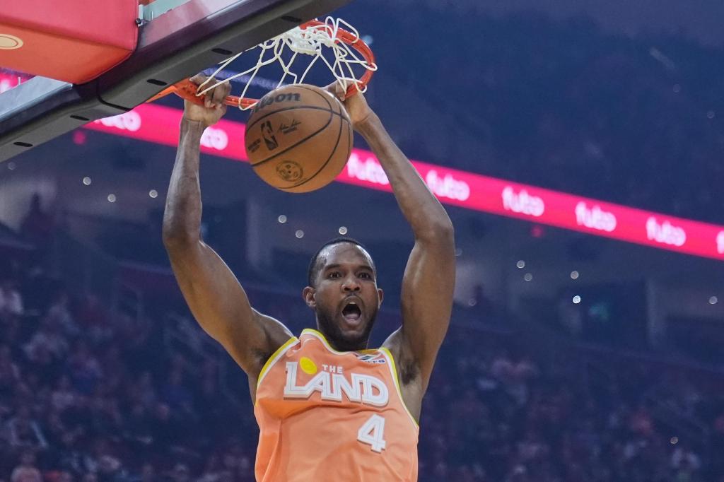 Evan Mobley de los Cavaliers queda fuera de 1 a 3 semanas por lesión de pantorrilla – Boston Herald