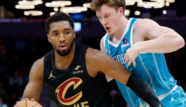 Mitchell scores 24 as Cavaliers use fast start to beat Hornets 94-87