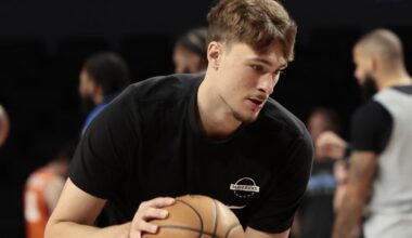 Dallas Mavericks' Cooper Flagg sprains ankle, exits vs. Denver Nuggets