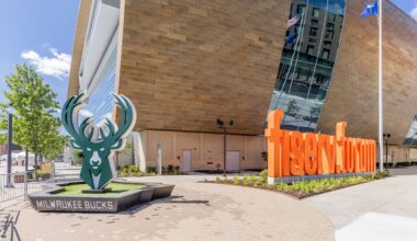 Home Fans Start Booing Again, As Bucks Gaslighting Now in the Open