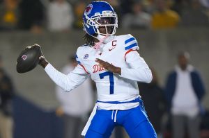 BERKELEY, CALIFORNIA - NOVEMBER 29: Kevin Jennings #7 of the Southern Methodist University Mustangs looks to pass against the California Golden Bears in the first half at California Memorial Stadium on November 29, 2025 in Berkeley, California. (Photo by Thearon W. Henderson/Getty Images)