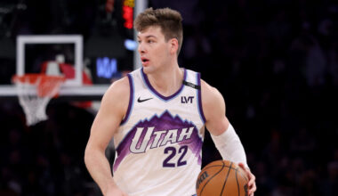 Follow @kslsports...