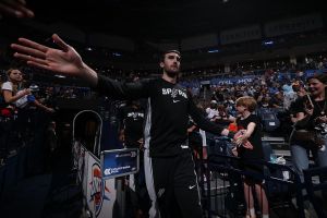 OKLAHOMA CITY, OK - DECEMBER 25: Luke Kornet #7 of the San Antonio Spurs looks on before the game against the Oklahoma City Thunder on December, 25, 2025 at Paycom Center in Oklahoma City, Oklahoma. NOTE TO USER: User expressly acknowledges and agrees that, by downloading and or using this photograph, User is consenting to the terms and conditions of the Getty Images License Agreement. Mandatory Copyright Notice: Copyright 2025 NBAE (Photo by David Sherman/NBAE via Getty Images)