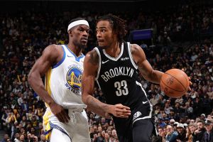 NEW YORK, NY - DECEMBER 29: Nic Claxton #33 of the Brooklyn Nets drives to the basket during the game against the Golden State Warriors on December 29, 2025 at Barclays Center in New York City, New York. NOTE TO USER: User expressly acknowledges and agrees that, by downloading and or using this photograph, User is consenting to the terms and conditions of the Getty Images License Agreement. Mandatory Copyright Notice: Copyright 2025 NBAE (Photo by Nathaniel S. Butler/NBAE via Getty Images)