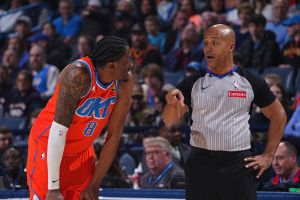 OKLAHOMA CITY, OK - DECEMBER 29: Referee Marc Davis talks to Jalen Williams #8 of the Oklahoma City Thunder during the game against the Atlanta Hawks on December 29, 2025 at Paycom Center in Oklahoma City, Oklahoma. NOTE TO USER: User expressly acknowledges and agrees that, by downloading and or using this photograph, User is consenting to the terms and conditions of the Getty Images License Agreement. Mandatory Copyright Notice: Copyright 2025 NBAE (Photo by Garrett Ellwood/NBAE via Getty Images)