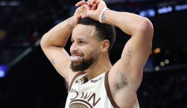 INGLEWOOD, CALIFORNIA - JANUARY 05: Stephen Curry #30 of the Golden State Warriors reacts to fouling out during the second half of a game against the LA Clippers at Intuit Dome on January 05, 2026 in Inglewood, California. NOTE TO USER: User expressly acknowledges and agrees that, by downloading and or using this photograph, User is consenting to the terms and conditions of the Getty Images License Agreement. (Photo by Sean M. Haffey/Getty Images)