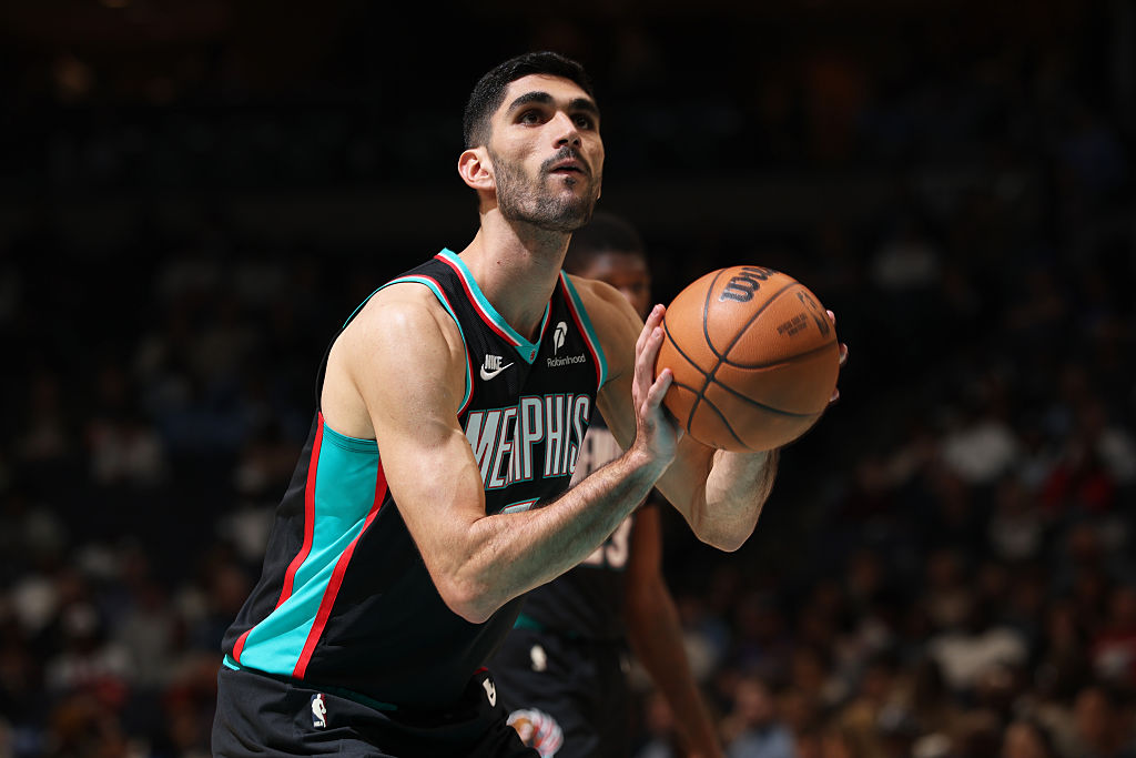 MEMPHIS, TN - JANUARY 9: Santi Aldama #7 of the Memphis Grizzlies free throw during the game against the Oklahoma City Thunder on January 9, 2026 at FedExForum in Memphis, Tennessee. NOTE TO USER: User expressly acknowledges and agrees that, by downloading and or using this photograph, User is consenting to the terms and conditions of the Getty Images License Agreement. Mandatory Copyright Notice: Copyright 2026 NBAE (Photo by Joe Murphy/NBAE via Getty Images)