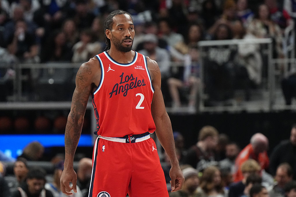 Basketball: Los Angeles Clippers Kawhi Leonard (2) walks on the court vs Detroit Pistons at Little Caesars Arena. Detroit, MI 1/10/2026 CREDIT: Erick W. Rasco (Photo by Erick W. Rasco/Sports Illustrated via Getty Images) (Set Number: X164816 TK1)