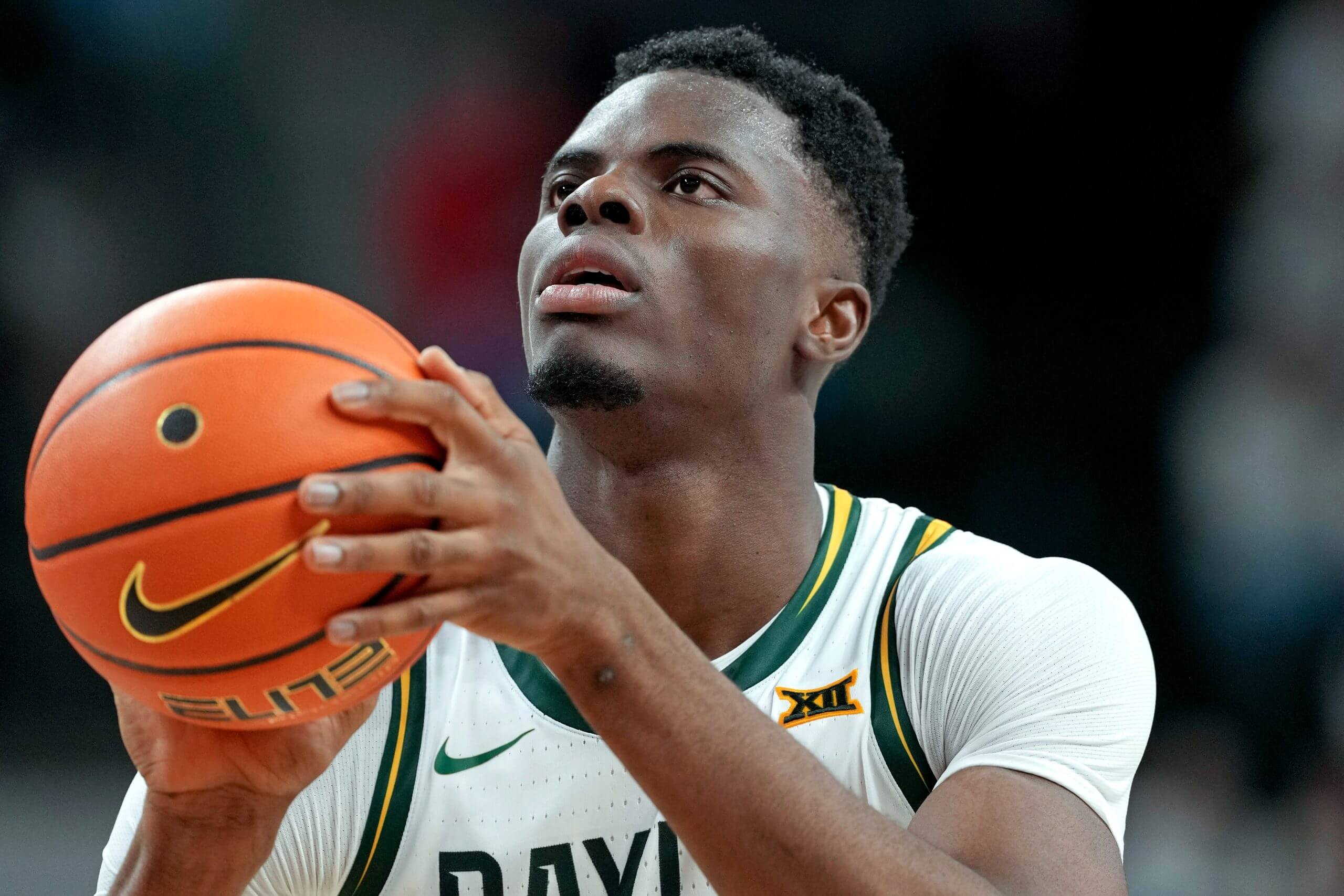 Baylor's James Nnaji prepares to shoot a free throw.