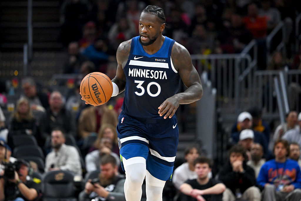 CLEVELAND, OHIO - JANUARY 10: Forward Julius Randle #30 of the Minnesota Timberwolves brings the ball up court during the third quarter against the Cleveland Cavaliers at Rocket Arena on January 10, 2026 in Cleveland, Ohio. The Cavaliers defeated the Timberwolves 146-134. NOTE TO USER: User expressly acknowledges and agrees that, by downloading and or using this photograph, User is consenting to the terms and conditions of the Getty Images License Agreement. (Photo by Jason Miller/Getty Images)
