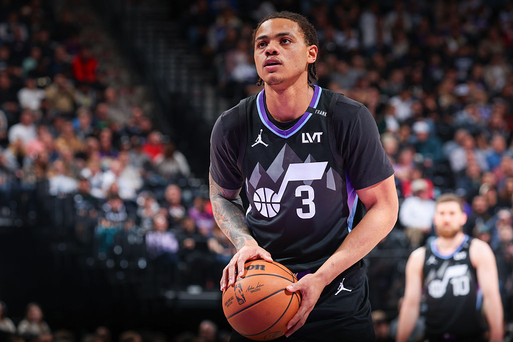 SALT LAKE CITY, UT - JANUARY 20: Keyonte George #3 of the Utah Jazz shoots a free throw during the game against the Minnesota Timberwolves on January 20, 2026 at Delta Center in Salt Lake City, Utah. NOTE TO USER: User expressly acknowledges and agrees that, by downloading and or using this Photograph, User is consenting to the terms and conditions of the Getty Images License Agreement. Mandatory Copyright Notice: Copyright 2026 NBAE (Photo by Melissa Majchrzak/NBAE via Getty Images)