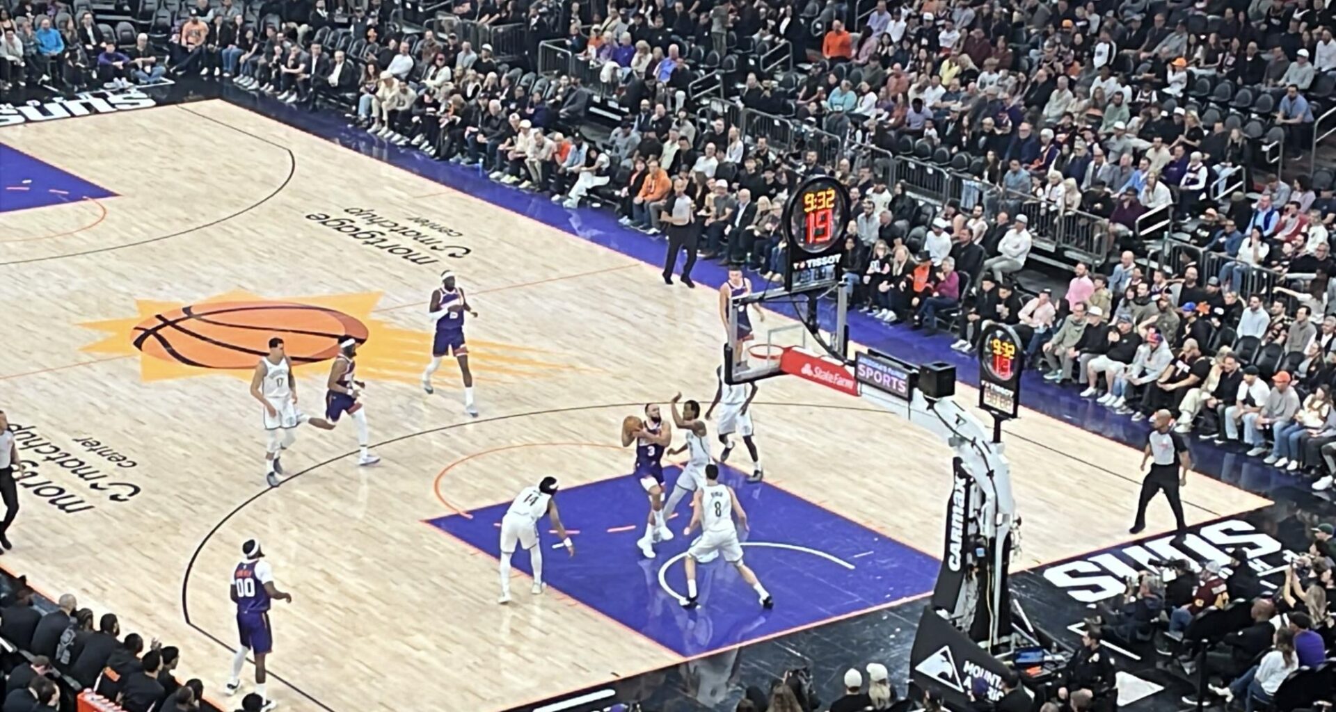 Phoenix Suns beat Brooklyn Nets 106-102—teams scuffled late in the fourth quarter