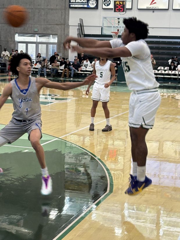 Rob Jenkins passes inside in Saturday action for CPH. (Ken McCanless)