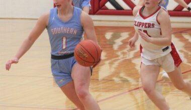 Girls Basketball: Eagles Down Clippers, 53-29