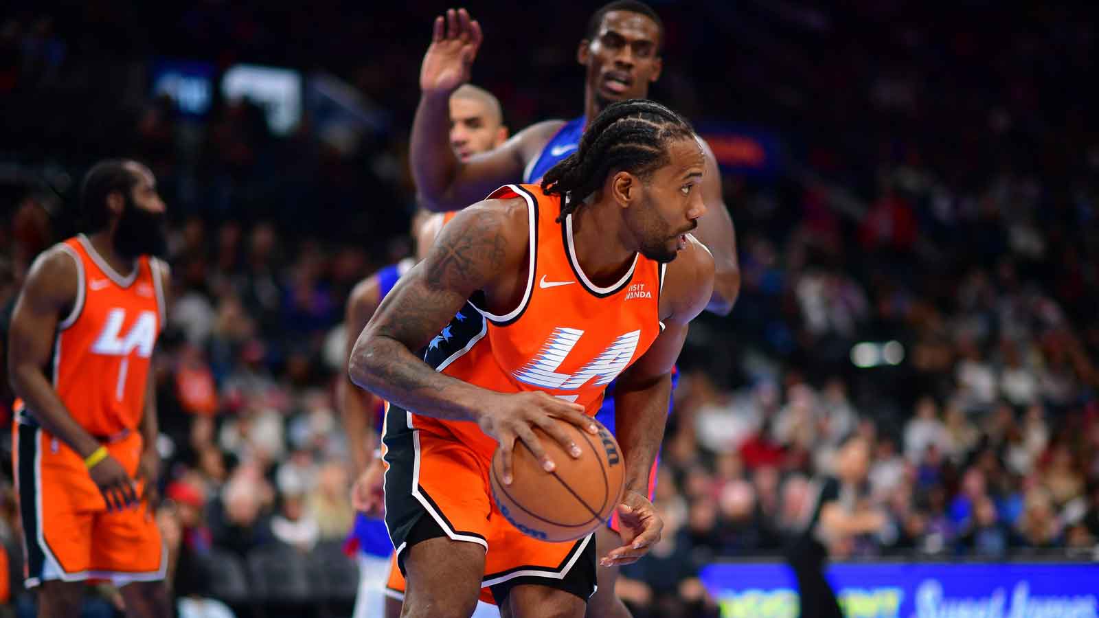 Los Angeles Clippers forward Kawhi Leonard (2) controls the ball after getting the rebound against the Detroit Pistons during the second half at Intuit Dome. 
