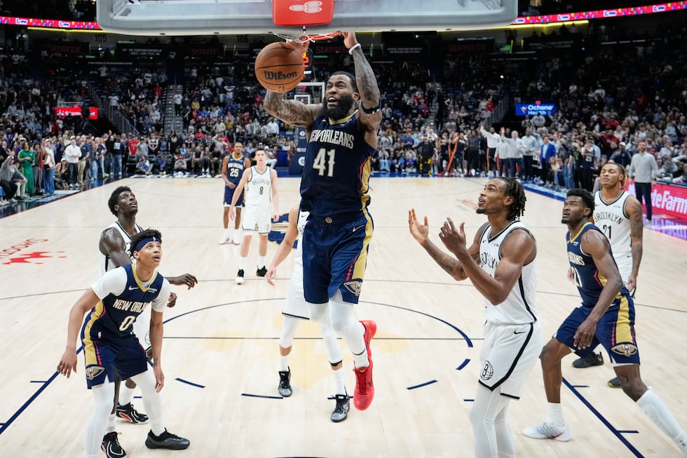 New Orleans Pelicans guard Saddiq Bey (41) slam dunks for the go-ahead basket in the final...