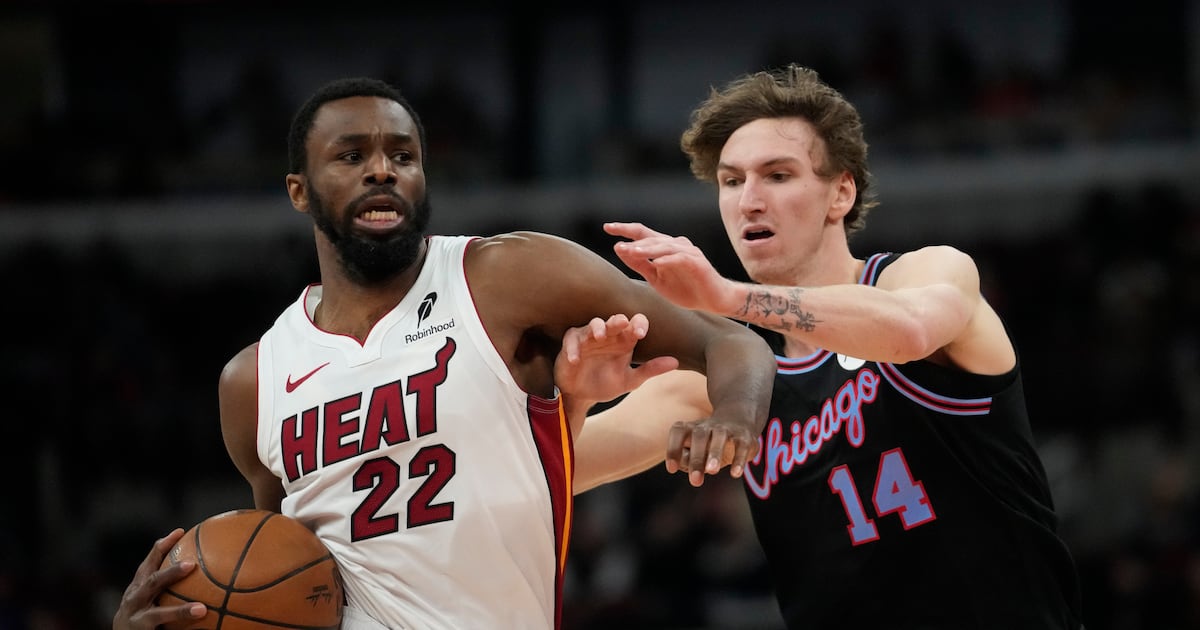 Norman Powell leads the way as Miami Heat outlast Chicago Bulls for win