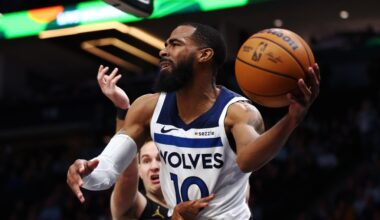 Will Chris Finch stick with Conley?