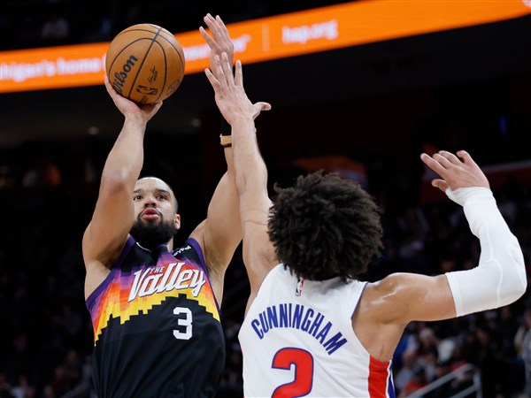 East-leading Pistons rally to beat short-handed Suns 108-105 for 4th win in 5 games