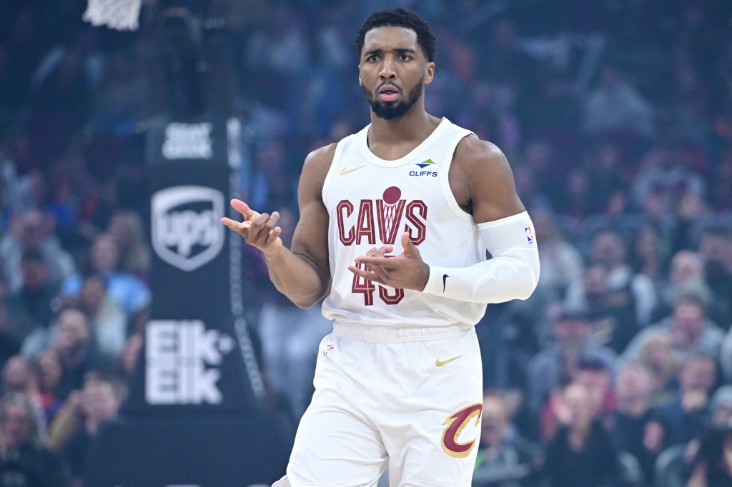 Cavaliers defeat Kings behind Donovan Mitchell, Evan Mobley – News-Herald