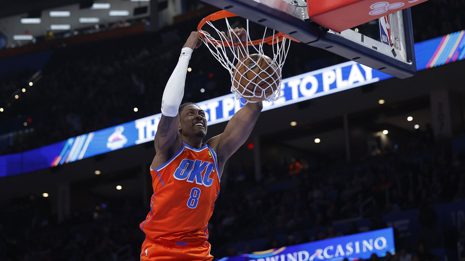 Thunder guard Jalen Williams (8) dunks against the Atlanta Hawks during the second half at Paycom Center