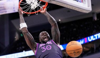 Timberwolves blow out Bucks