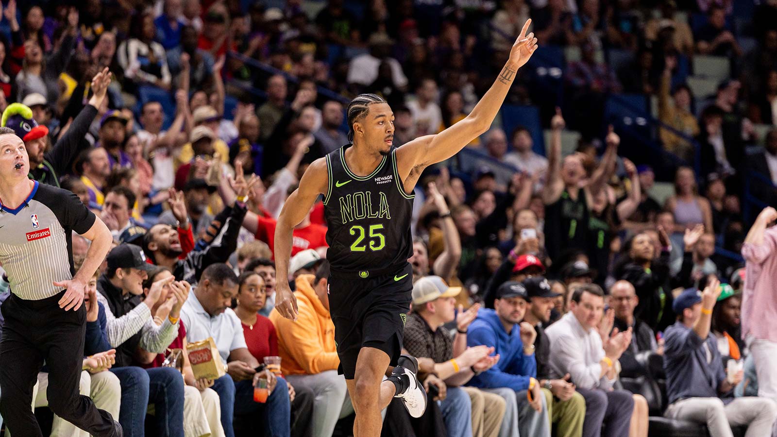 Jan 6, 2026; New Orleans, Louisiana, USA; New Orleans Pelicans forward Trey Murphy III (25) reacts to making a three point basket against the Los Angeles Lakers during the first half at Smoothie King Center. Mandatory Credit: Stephen Lew-Imagn Images