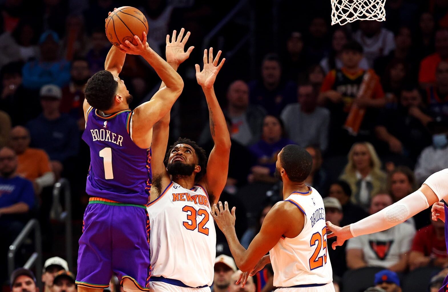 The suns could land Karl-Anthony Towns to fulfill a longtime wish of Devin Booker's