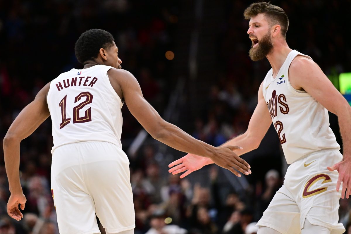 Report: Cavs have received offers for De’Andre Hunter and Dean Wade