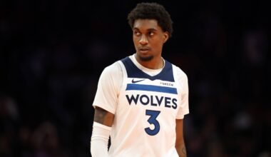 Jaden McDaniels Is Starting To Play Like One Of the Most Beloved Players In Wolves History