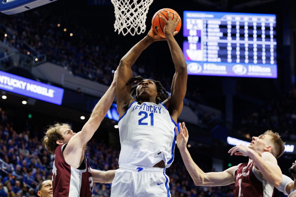 Kentucky Wildcats forward Jayden Quaintance (21) goes to the basket against Bellarmine Knights forward Michael Wilson Jr. (24) during the second half at Rupp Arena at Central Bank Center.