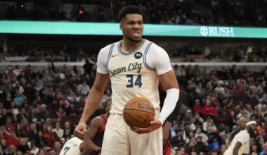 Giannis Antetokounmpo makes emphatic statement on Bucks trade request rumors image