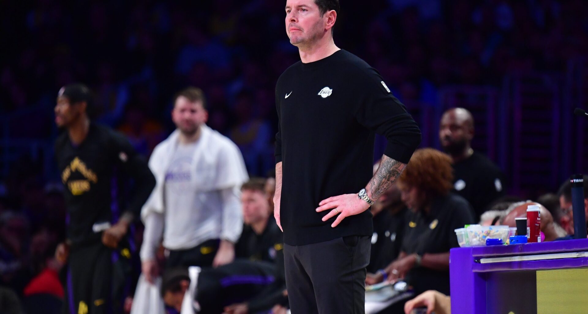 The Los Angeles Lakers Need to Fix Their Defense Quickly – The Lead