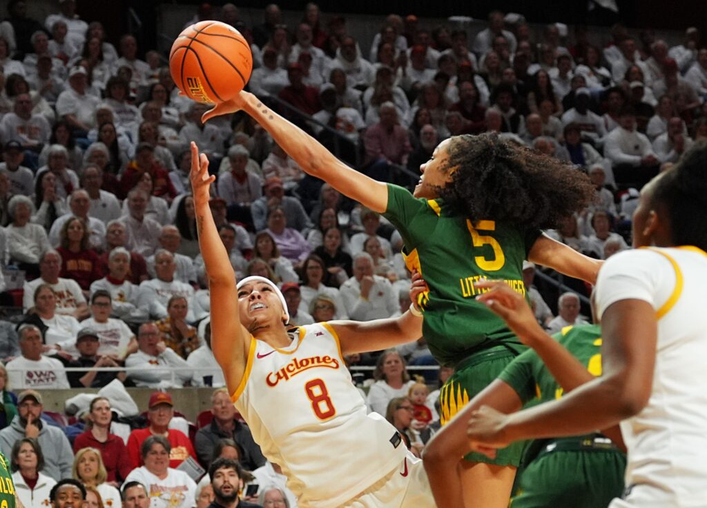 Baylor Bears guard/forward Darianna Littlepage-Buggs