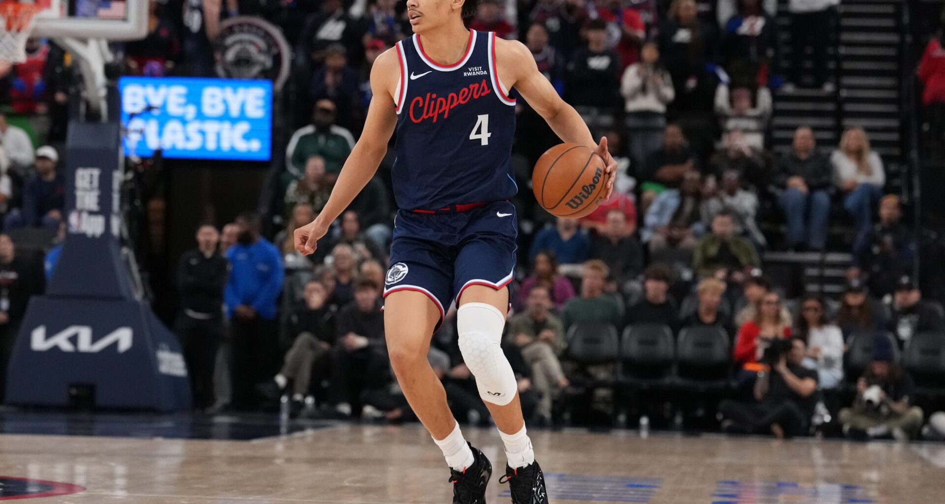 Clippers Rookie Kobe Sanders Is Breaking Ty Lue's Oldest Habit – The Lead