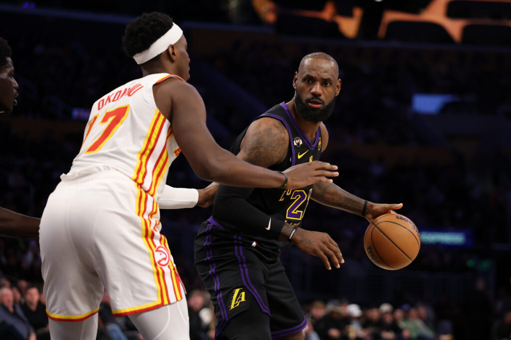 Los Angeles Lakers vs Atlanta Hawks (141-116)