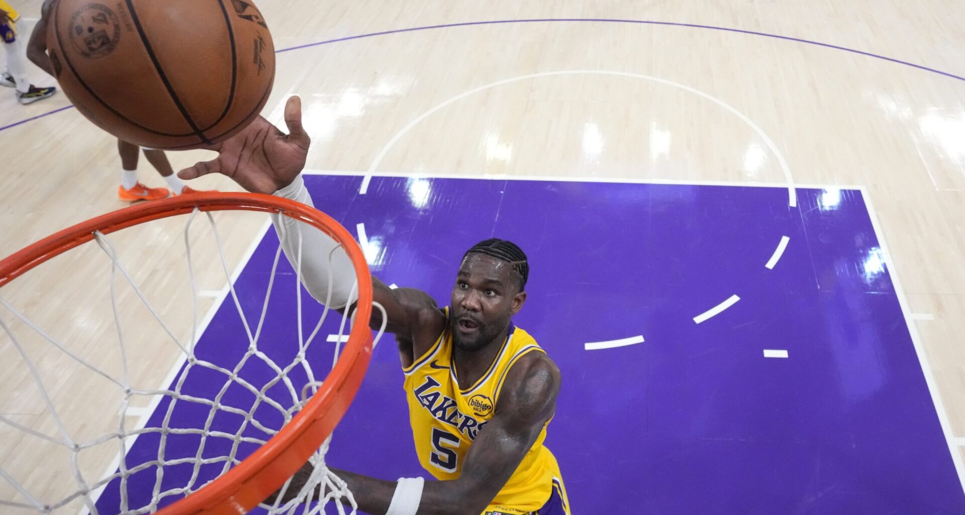 Insider On Lakers' Center Pursuits: 'Big Men Will Do Backflips'