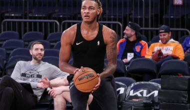 Brooklyn Nets forward Noah Clowney (21) warms up prior to the game against the New York Knicks at Madison Square Garden.