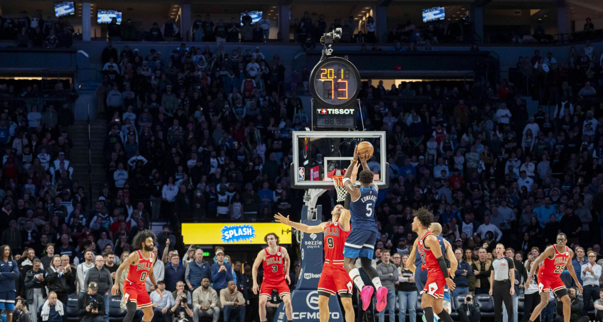 The Chicago Bulls 'Giddey Up' In Minnesota; Edge Wolves 120-115