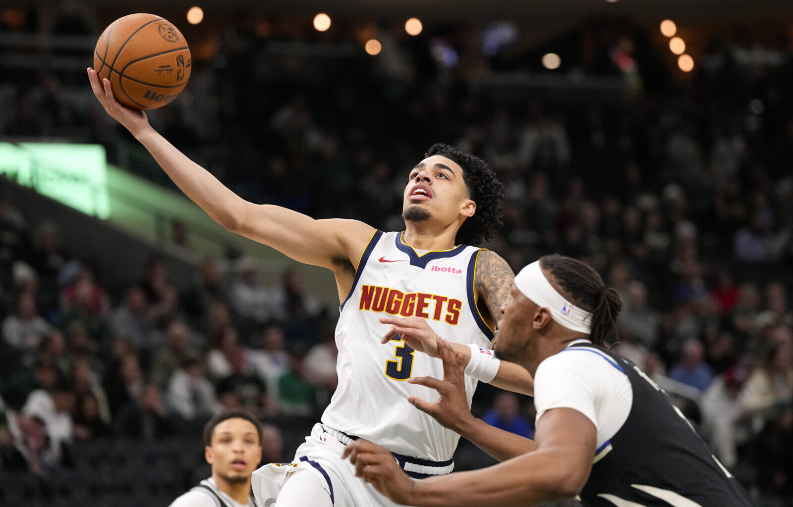 Recap: Nuggets build a big lead and holds on to down the Bucks 102-100