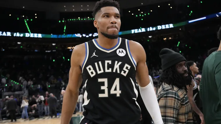What Giannis Antetokounmpo’s injury means for Bucks’ trade plans, playoff outlook, future with Greek Freak image