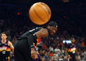 Jan 25, 2026; Phoenix, Arizona, USA; Phoenix Suns center Mark Williams against the Miami Heat in the first half at Mortgage Matchup Center. Mandatory Credit: Mark J. Rebilas-Imagn Images