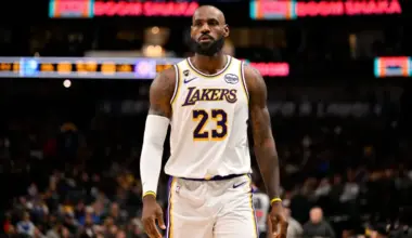 Lakers trade idea ships LeBron and Bronny James to Cleveland for $238 million star image