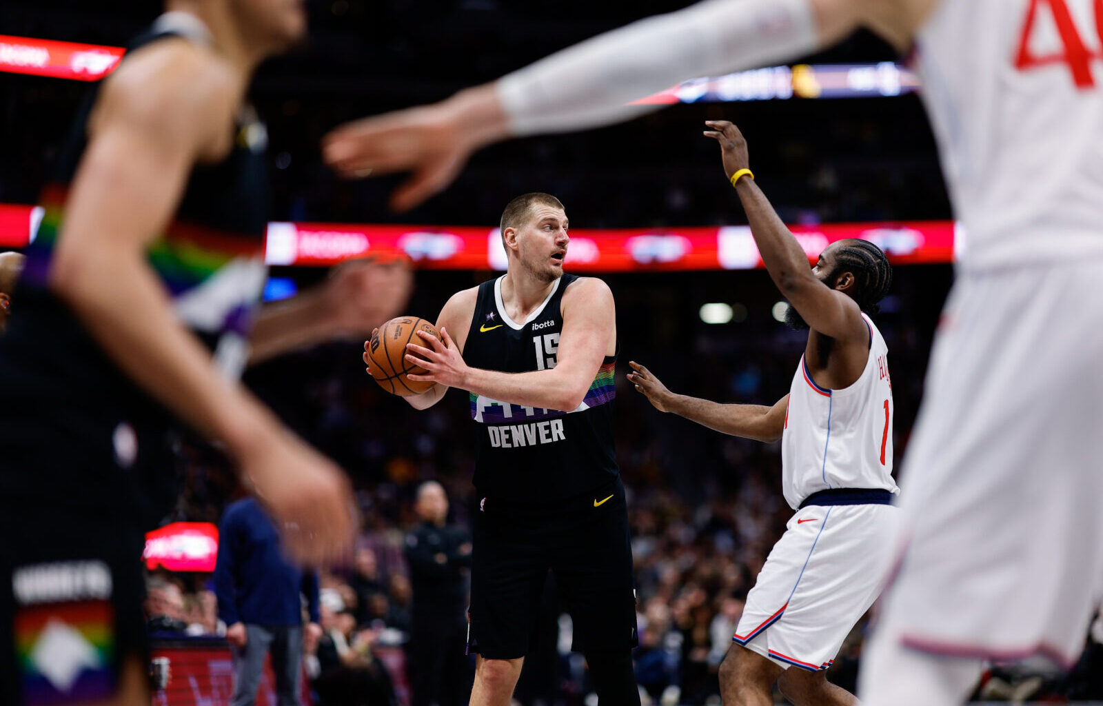 Recap: Denver Nuggets defeat Los Angeles Clippers 122-109 in Nikola Jokic's return