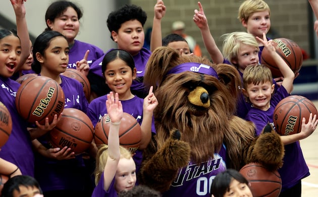 Jazz, Delta provide big assist for community basketball court – Deseret News