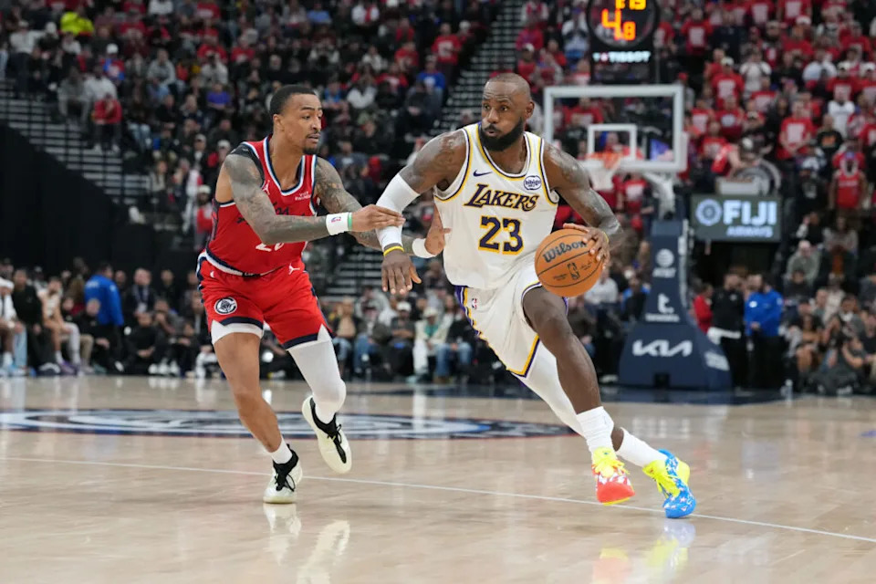 Los Angeles Lakers vs Los Angeles Clippers