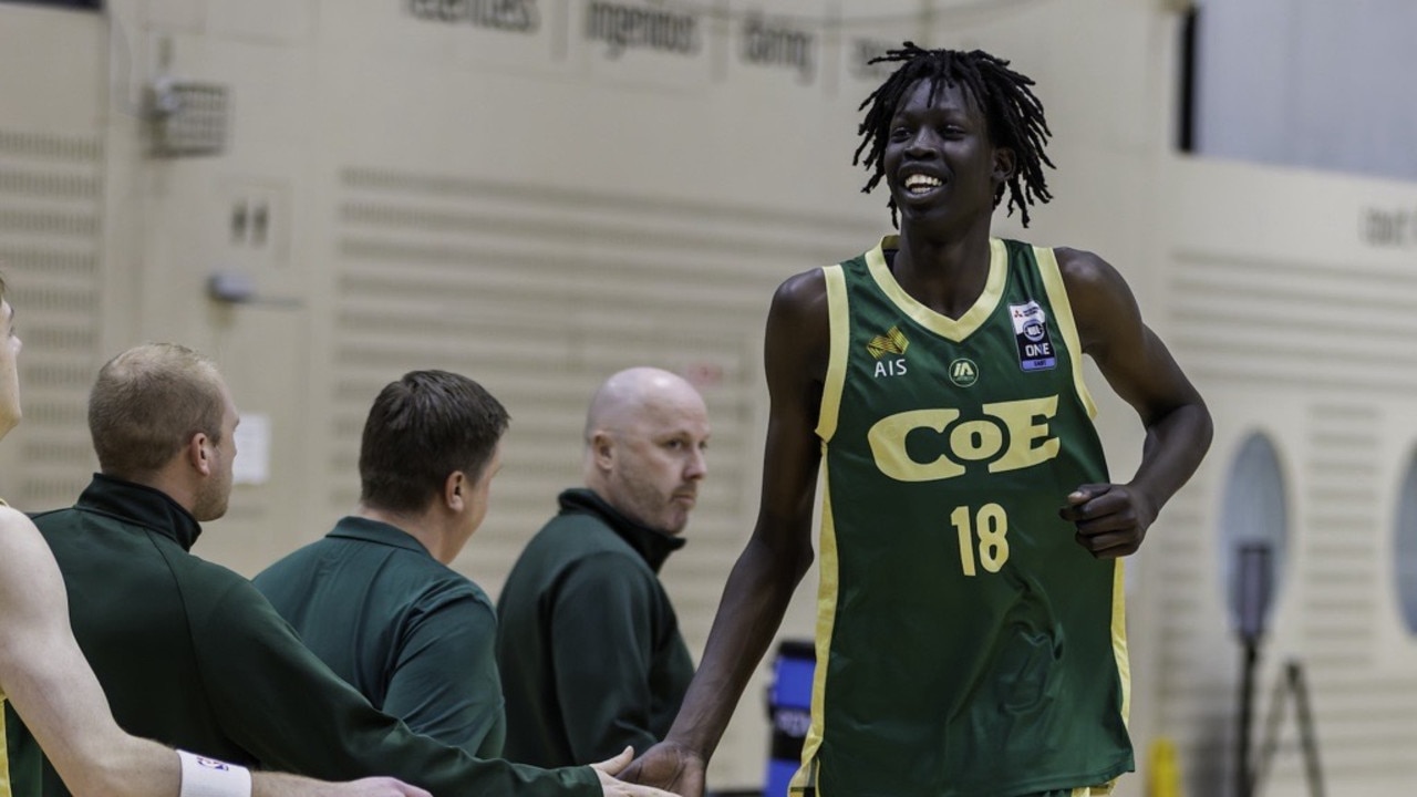 Jongkuch Mach weighs up NBL Next Stars or US College millions, height, NIL college value, salaries, Luke Paul signing